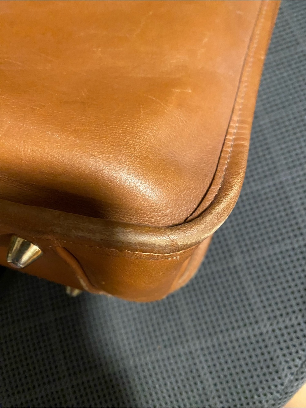 Coach Vintage purse- #F8G-9966 - Picture 4 of 8
